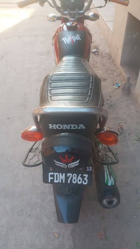 Honda cg 125 faisalabad number all ok  dacomant 4