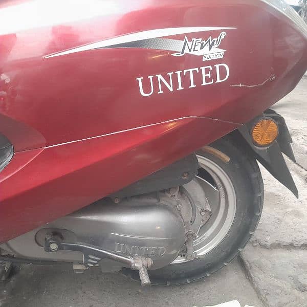 United scooty brand new condition 2