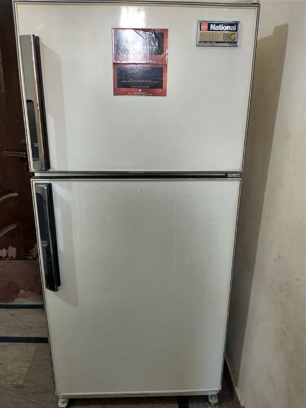 National No Forest Big Size fridge for sale 0