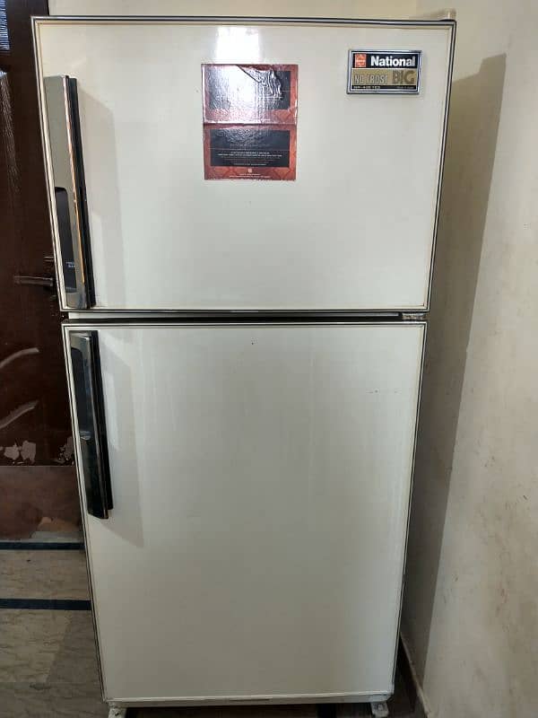 National No Forest Big Size fridge for sale 1