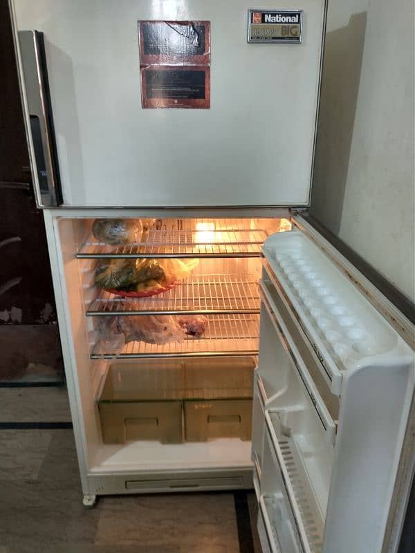 National No Forest Big Size fridge for sale 3