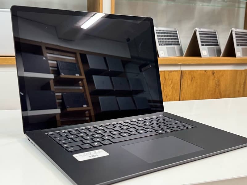 Microsoft Surfaces Laptop 5 Core i7-12th Gen 16GB With 256Gb Storage 1