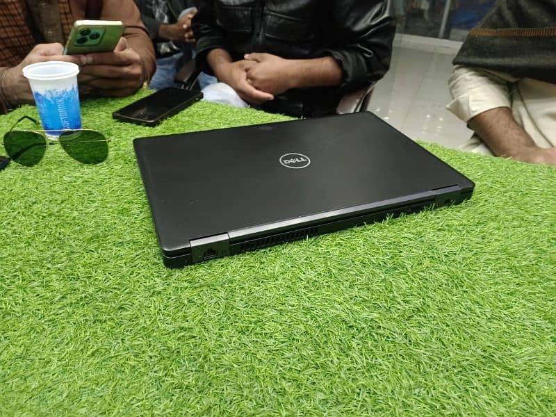 Dell Latitude 5580 Core i5 7th Gen laptop in HQ processor. 3