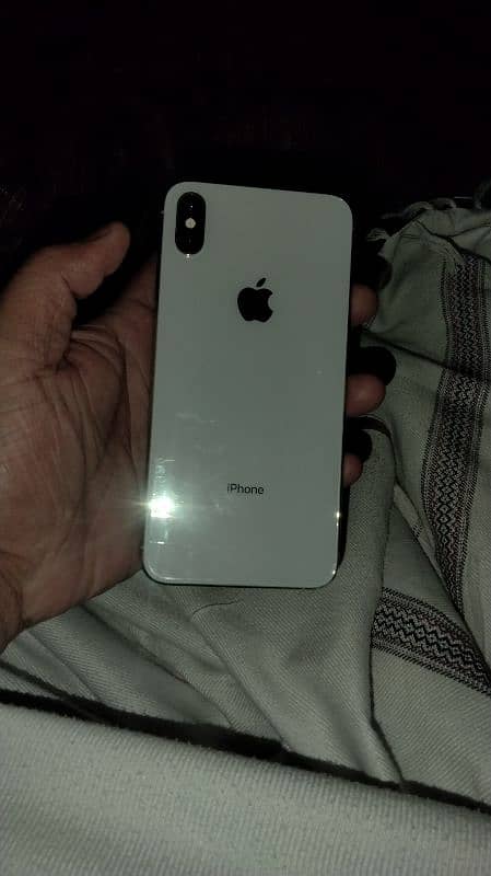 iphone xs max factory unlocked 64gb 0