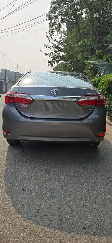 Toyota Corolla GLI 2015 18