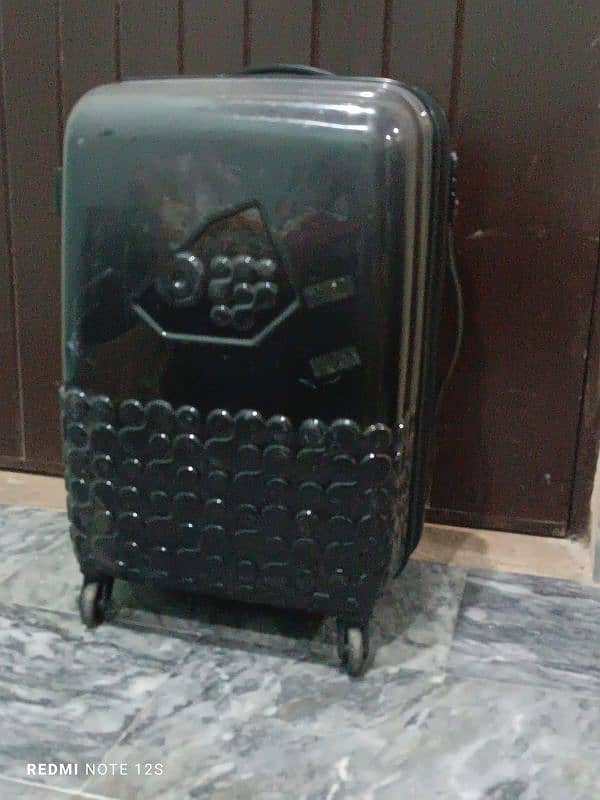 luggage bag important bag beautiful look like new 15