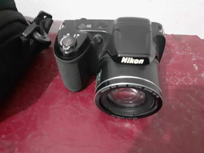 NIkon Coolpix L320 4