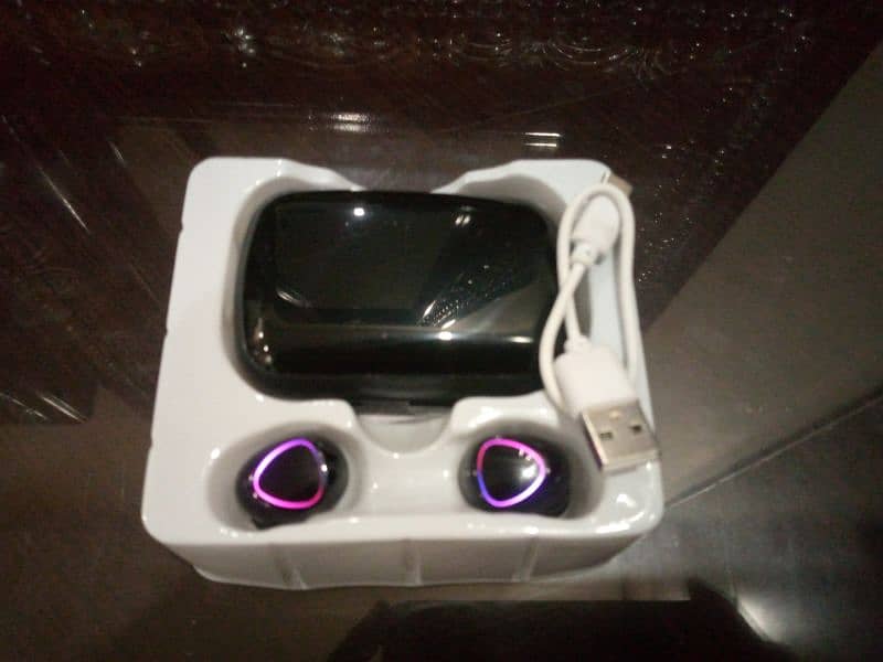 Ear pods M10 1