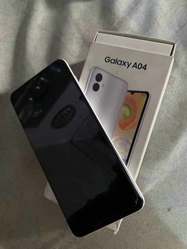 Samaung galaxy A04 4Gb 64gb 2