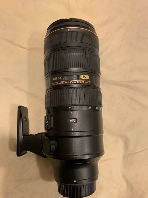 Nikon 70-200mm f2.8 gii ed vrii lens 1