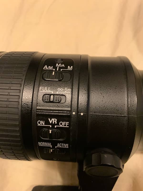 Nikon 70-200mm f2.8 gii ed vrii lens 4