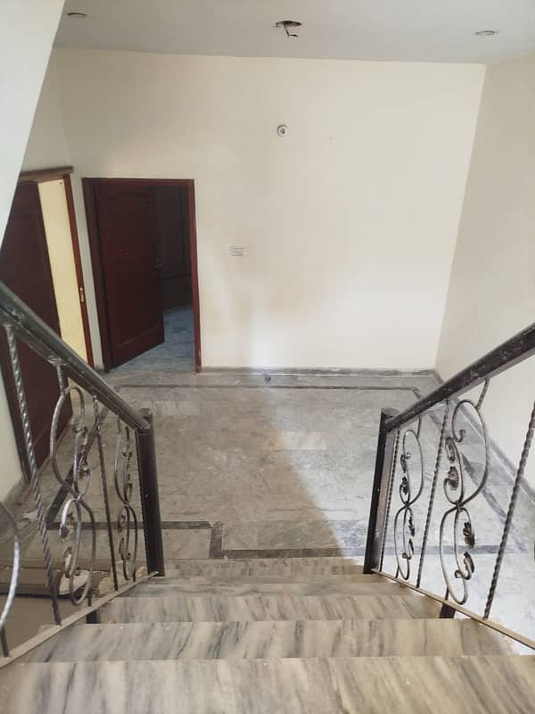 3 Marla separate Upper portion for rent at Usman block lasani Pulli sargodha road 6