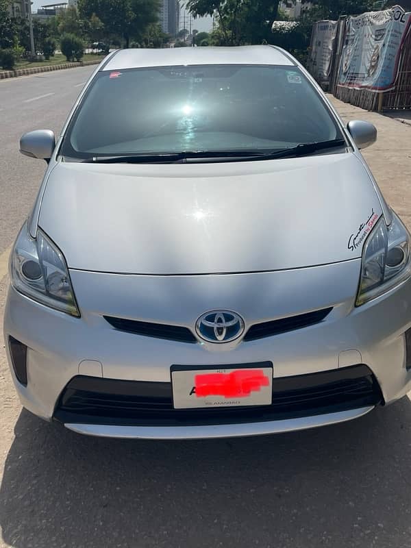 Toyota Prius 2014model/ 2017 import 0