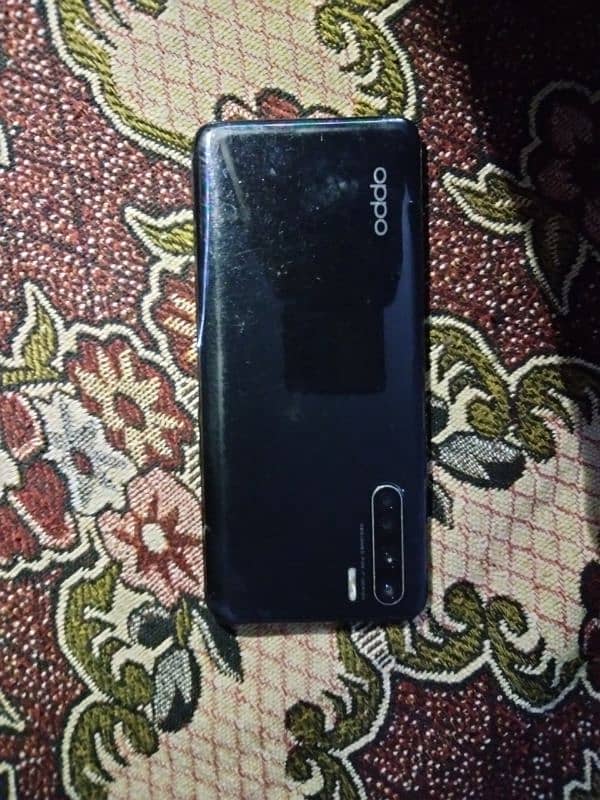 Oppo F15 8/128 0