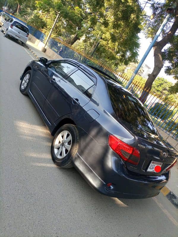 Toyota Corolla Altis 2009 3