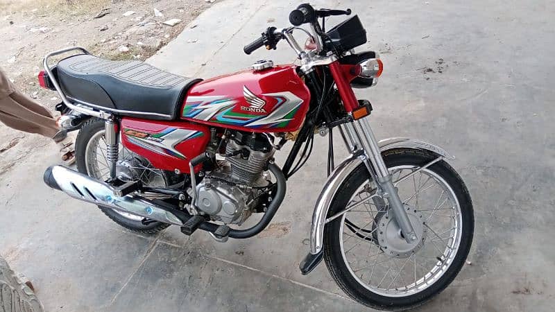 Honda 125 (03136141514 WhatsApp) 0