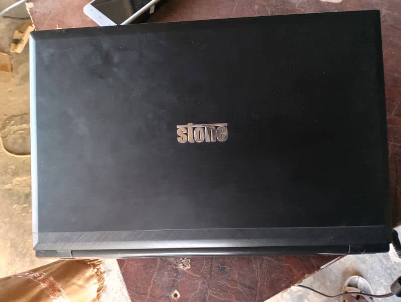 selling Lenovo laptop 3