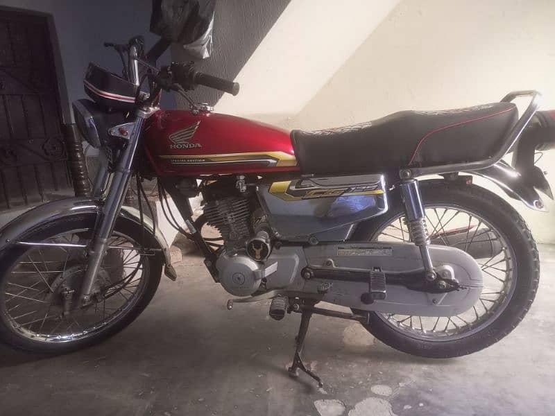 honda 125 special edition 2021 03219453485 10