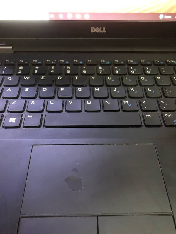 Dell Latitude E7270 i7 6th gen 9