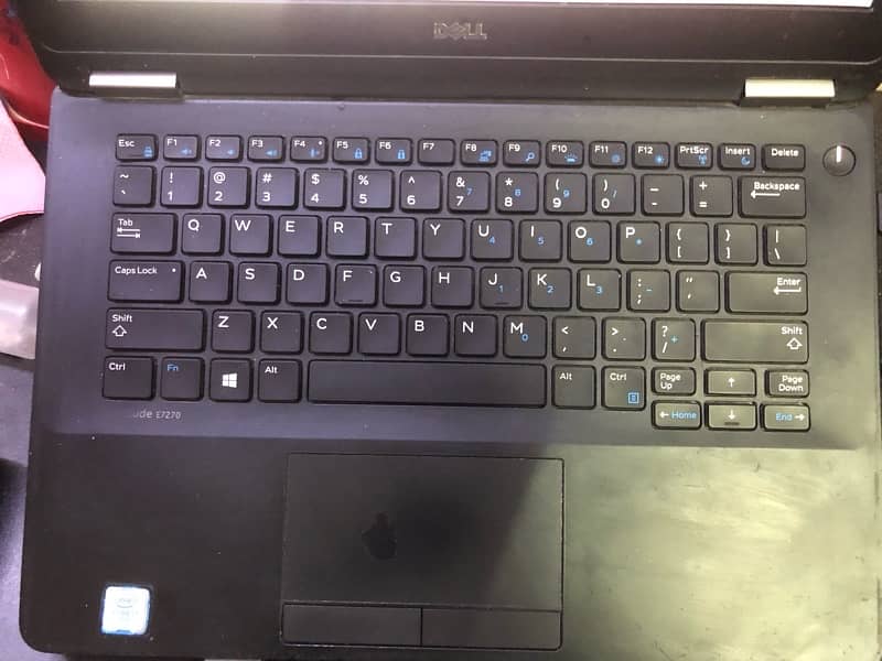 Dell Latitude E7270 i7 6th gen 16