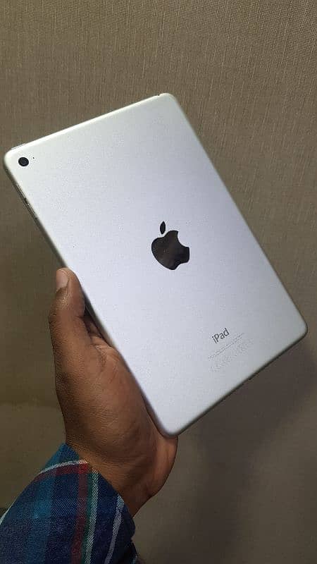 iPad mini 4 16gb 2