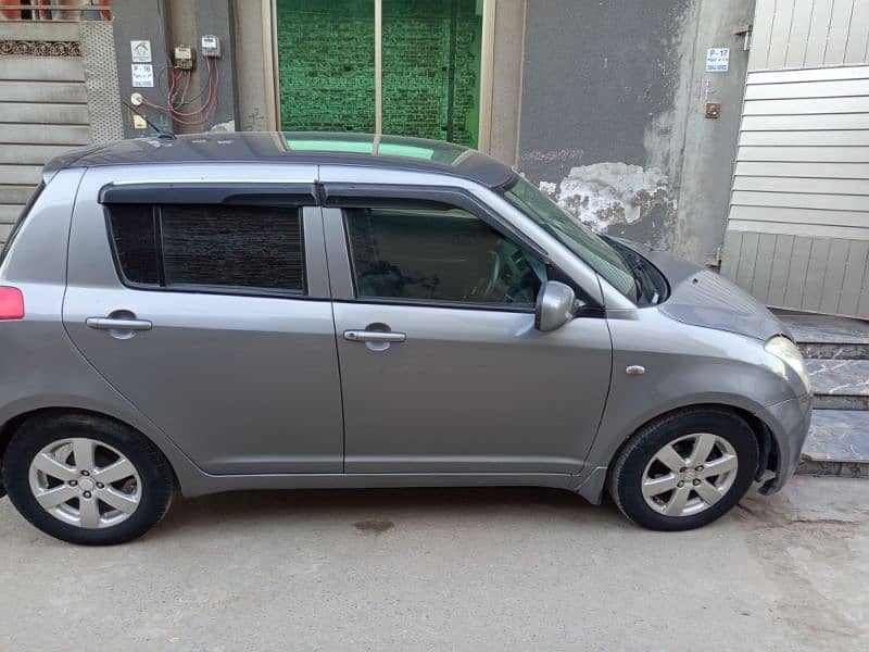 Suzuki Swift 2011 4