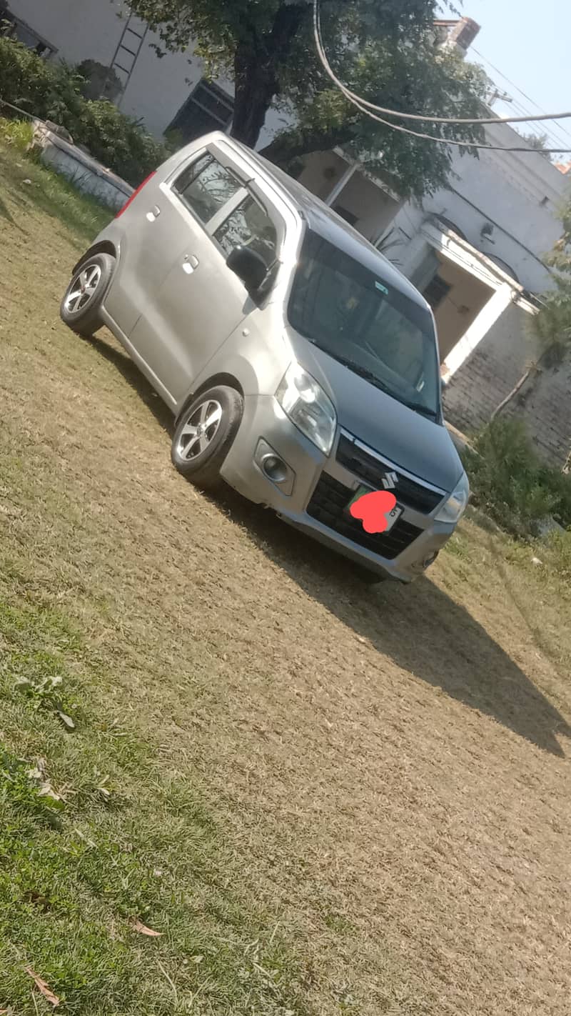 Suzuki Wagon R 2015 1