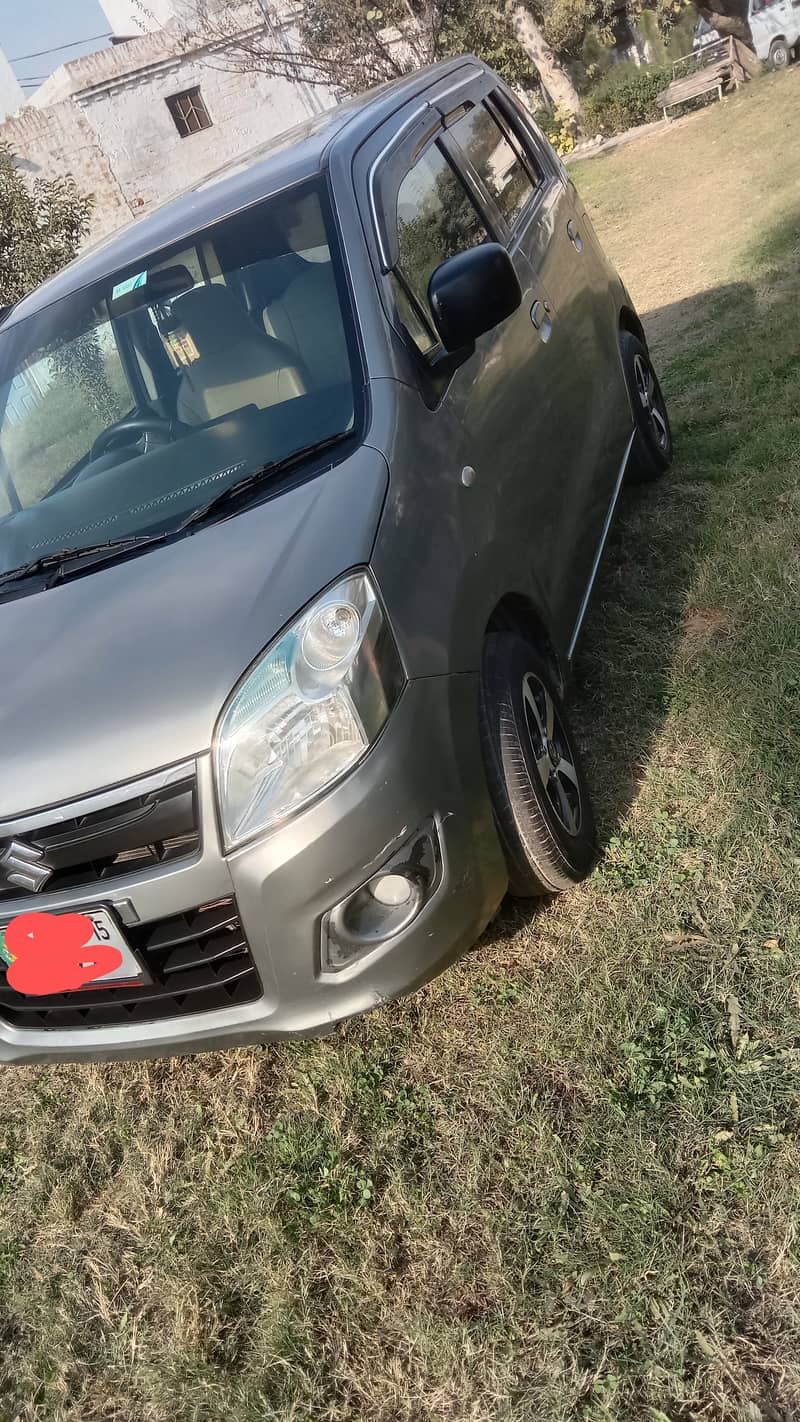 Suzuki Wagon R 2015 4