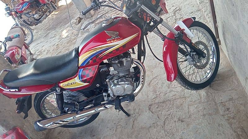 HONDA DeluxE 1