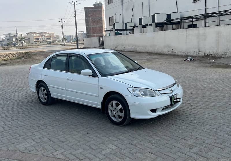 Honda Civic 2005 in OriginaLCondition Betrtn City,Corolla,Cultus,Alto 19