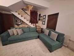 5 seater sofa set with corner table