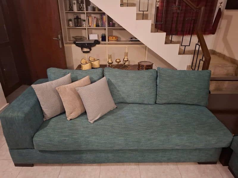 5 seater sofa set with corner table 1