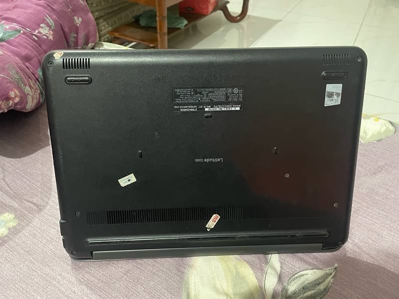 Dell latitude 3380 8/10 condition 3