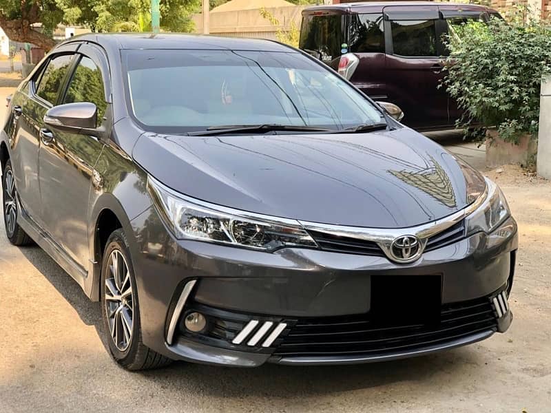 Toyota Corolla Altis 2019 1