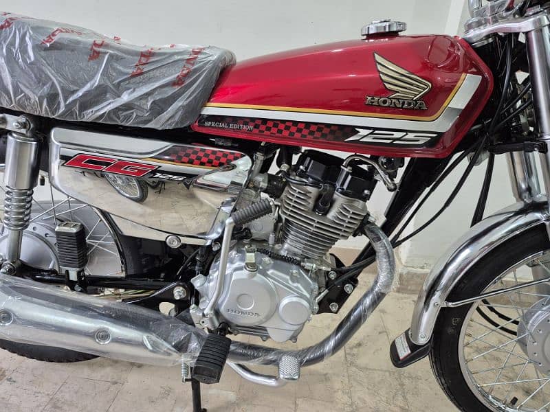 Honda CG-125 Special Edition 2025 zero meter 1