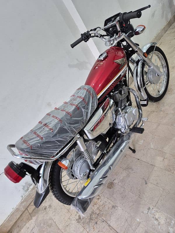 Honda CG-125 Special Edition 2025 zero meter 9