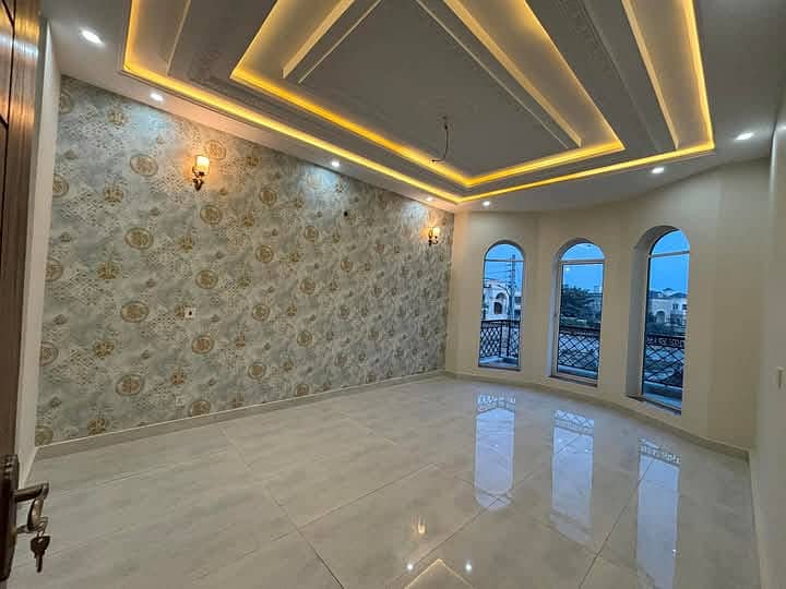 Brand New 5 Marla Luxury Spanish Villa, in Buch Executive Villas, Multan 7