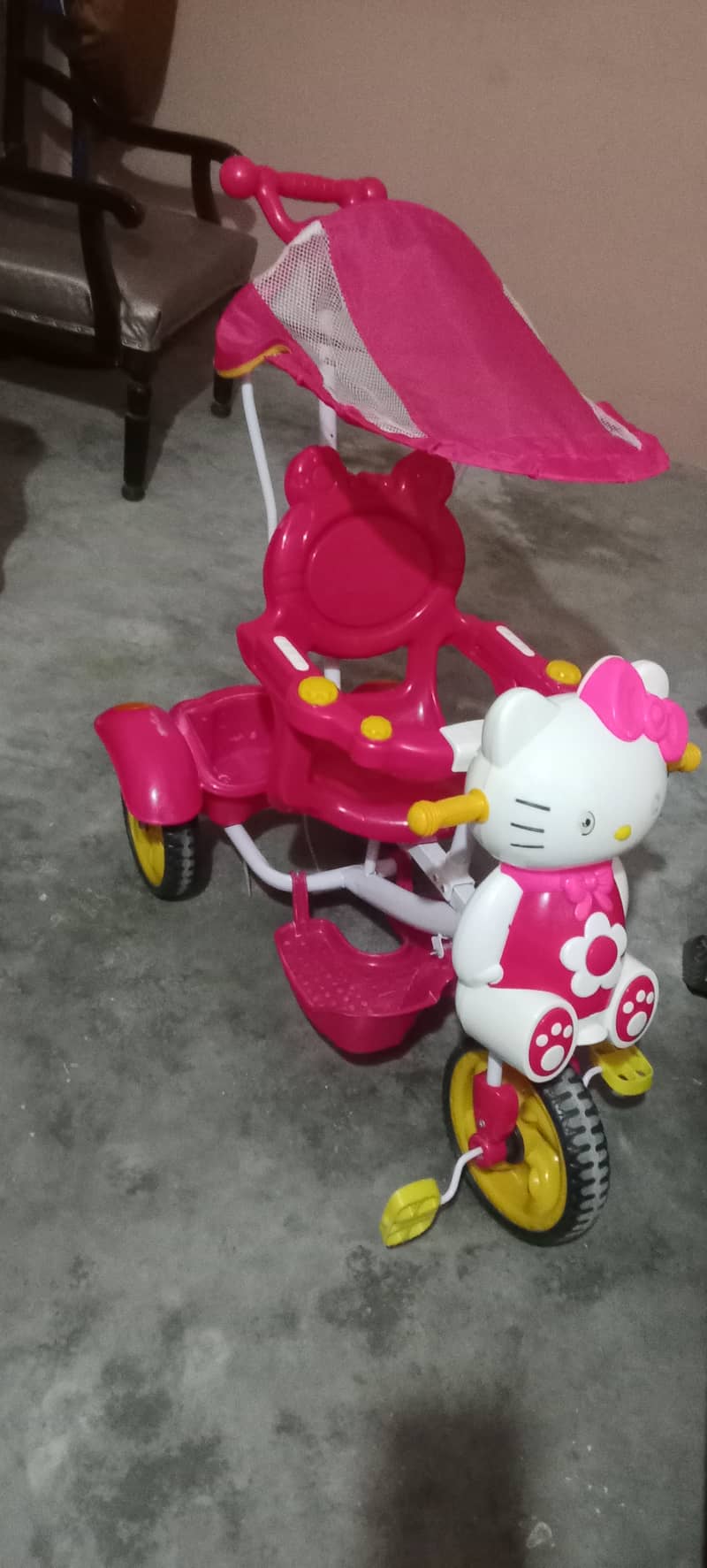 girl tricycle 1