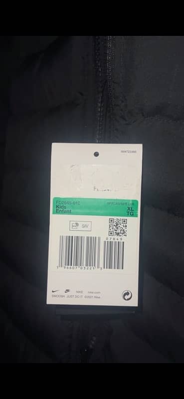 NIKE PUFFER JACKET WITH TAG BRAND NEW 1