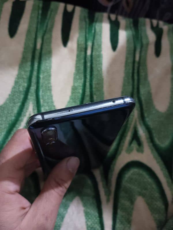 Huawei p20 pro for sale whatapp no 03343400914 6