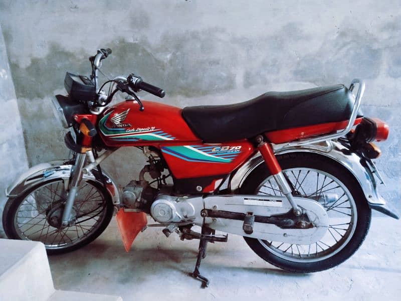 Honda 70 for urgent sale 0