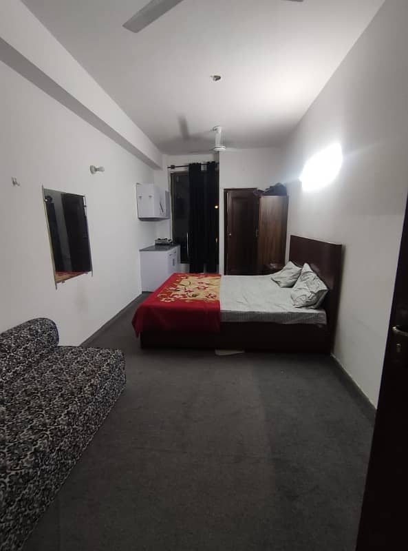 E11/2 markaz aria Tower studio well furnished flat available on rent for monthly basis 0