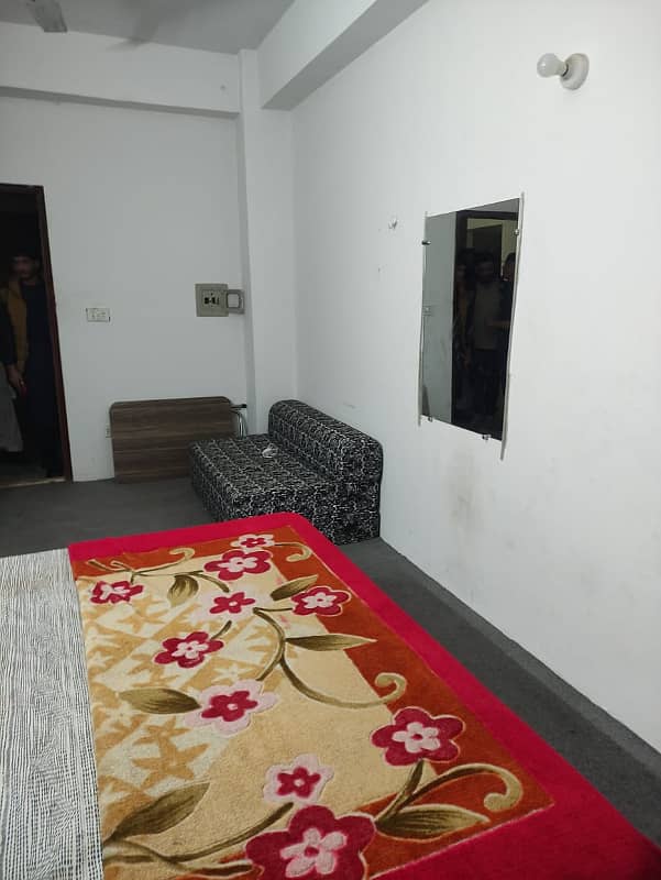 E11/2 markaz aria Tower studio well furnished flat available on rent for monthly basis 2