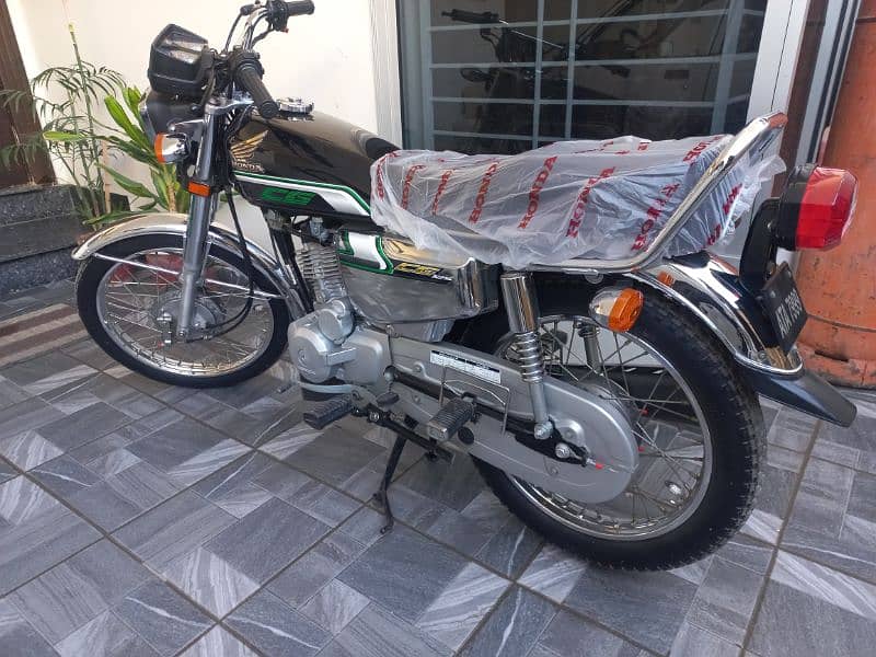 Honda 125 Self Start 1