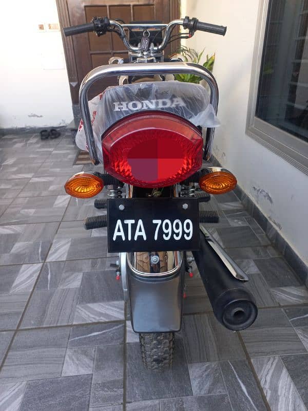 Honda 125 Self Start 2