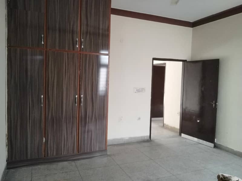 10 Marla Beautiful Double Story House For Rent Allama Iqbal Town Lahore 8