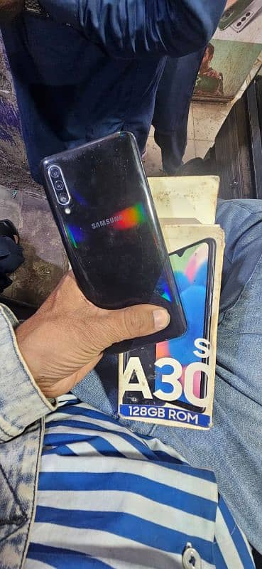 Samsung A30s New condition 4GB 128GB Seald set Complete saman 0