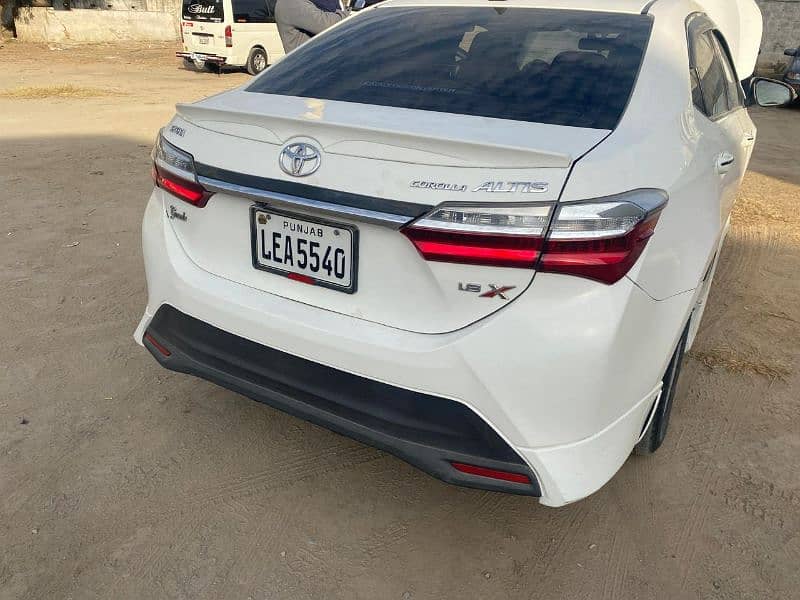 Toyota Corolla Altis 2014 4