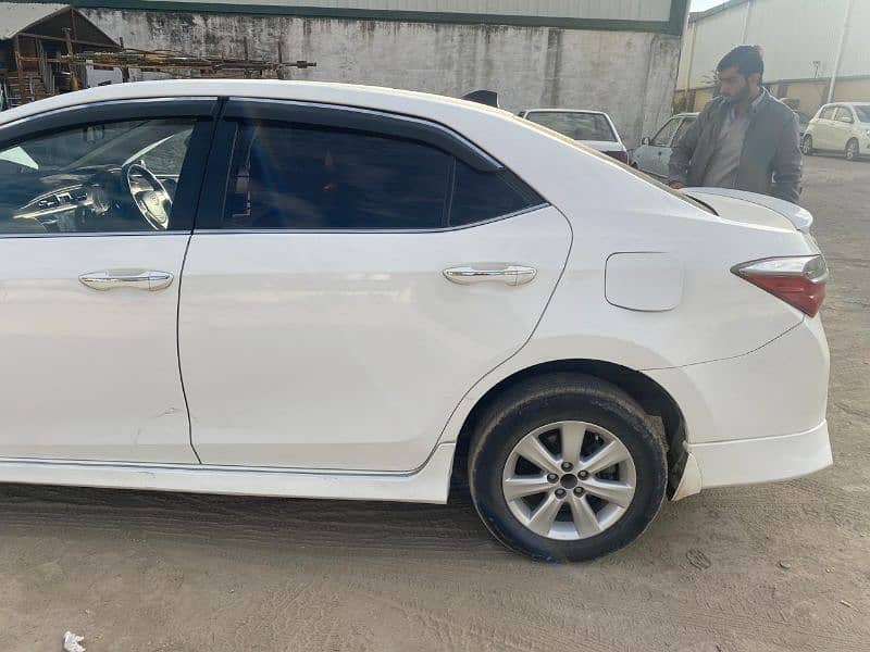 Toyota Corolla Altis 2014 7