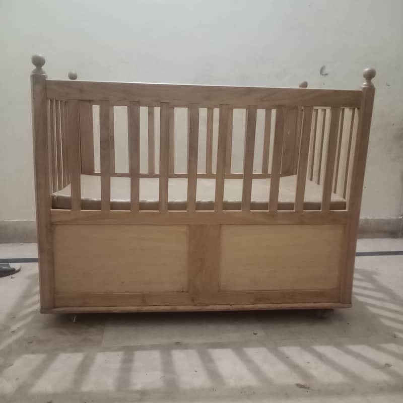 Baby cot fresh condition 1